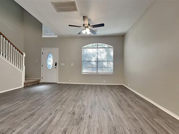 2nd image of 18606 Atascocita Forest Dr