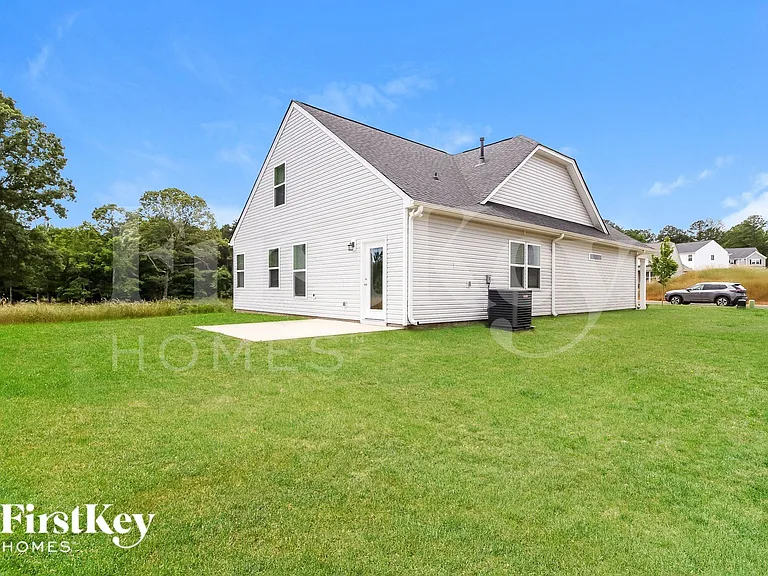 905 Birchcrest Way — Photo 15