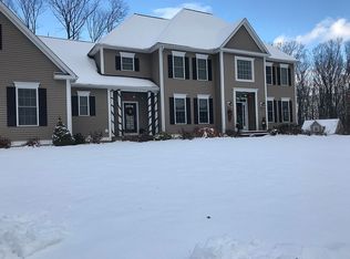 27 Knoll Ln, Avon, CT 06001