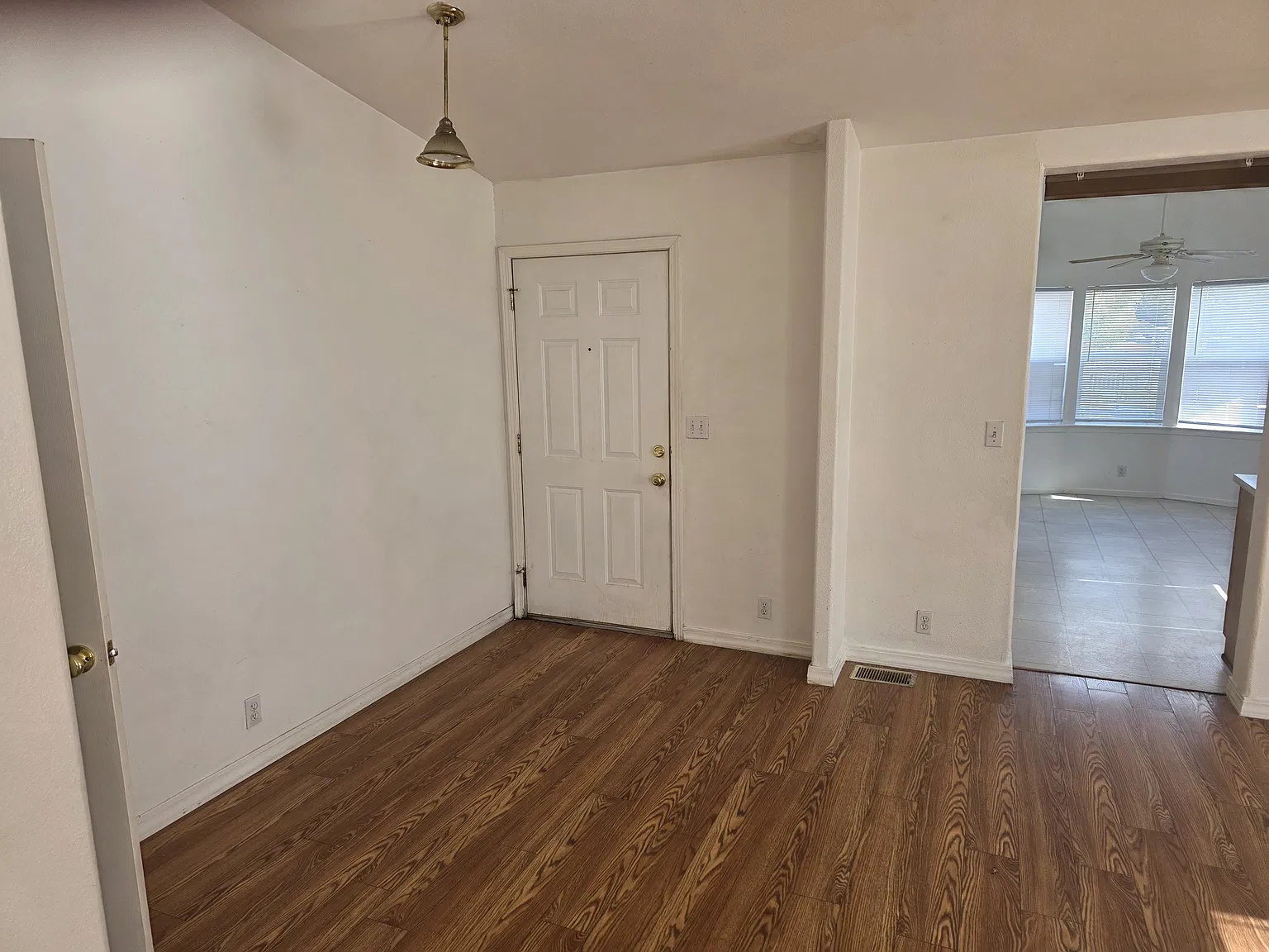 3 bed, 1509 sqft, $3,000 — Photo 2