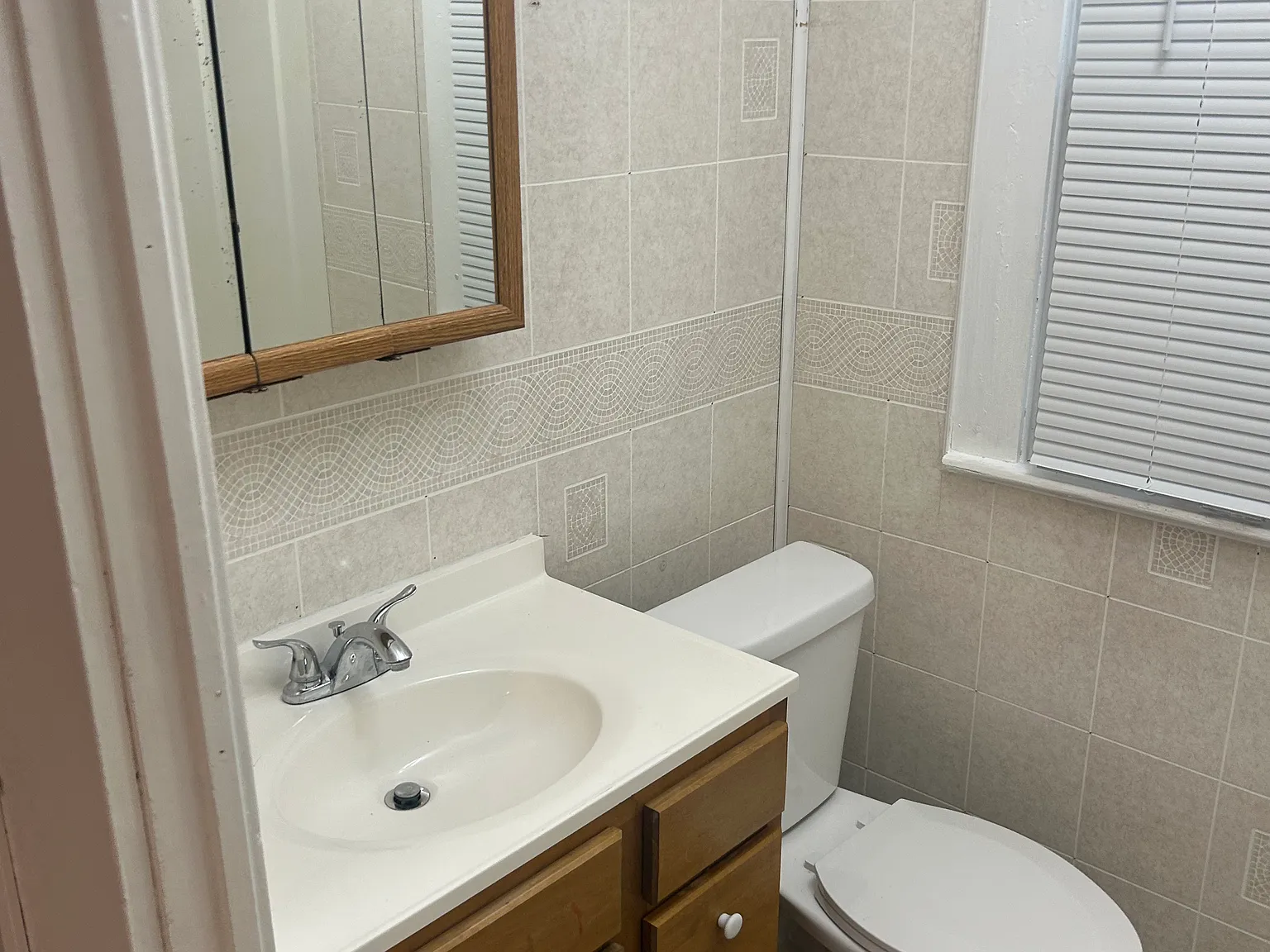 2 bed, 576 sqft, $725 — Photo 3