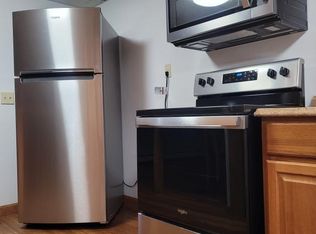 19 Main St APT 3, Alstead, NH 03602