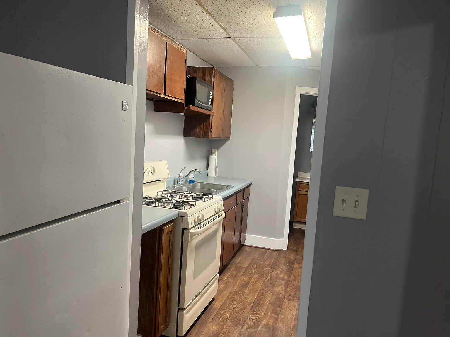 1 bed, $995 — Photo 4