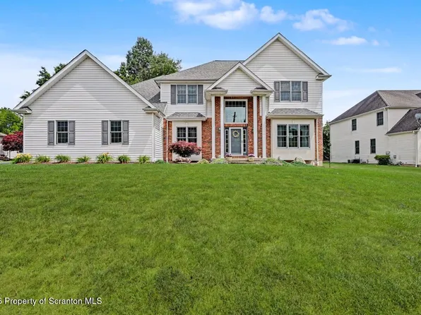 526 Garfield Ave, Jermyn, PA 18433