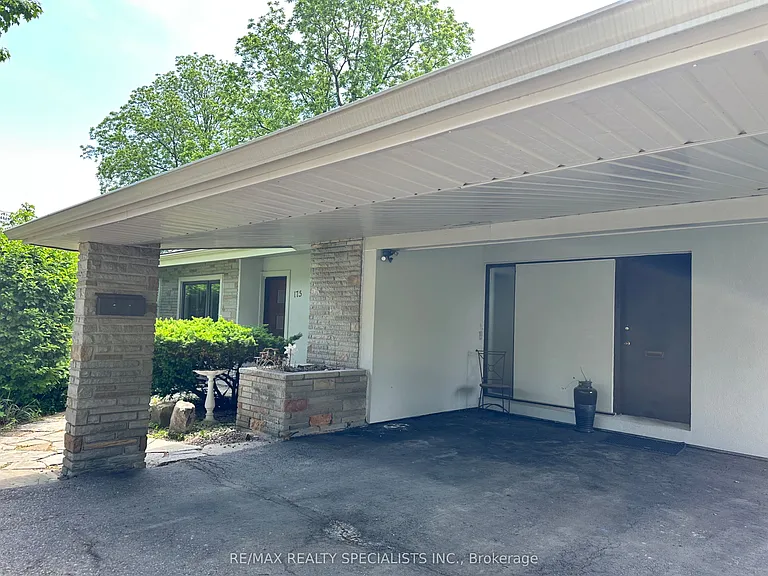 175 Davidson Dr — Photo 2