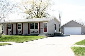 1st image of 1206 1st St