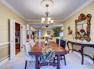13011 Henson Ct, Herndon, VA 20171