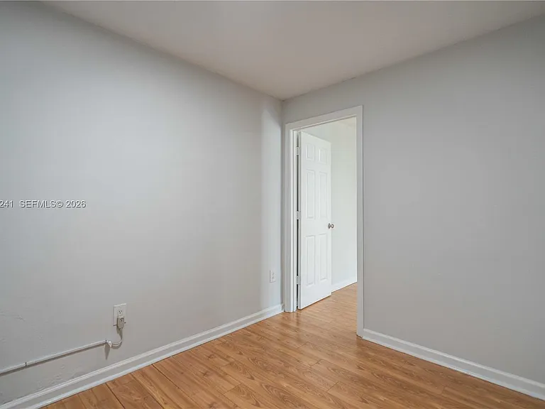 7931 East Dr #204 — Photo 17