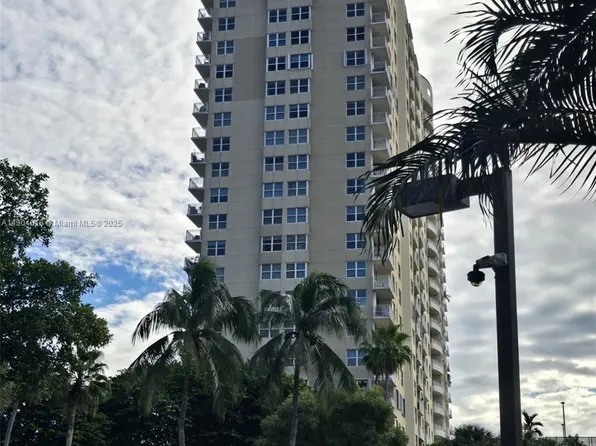 770 Claughton Island Dr APT 2108, Miami, FL 33131