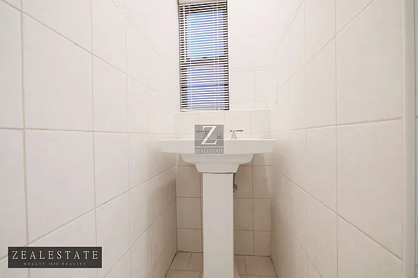 Rented by ZealEstate Group Inc | media 35