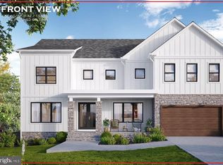 1011 Lynn St SW, Vienna, VA 22180