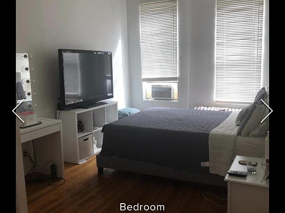 2nd image of 1124 Jackson Ave