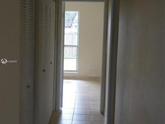 4th image of 10381 SW 209th Ln #10381
