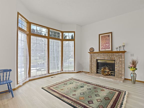 4th image of 7139 N Deschutes Dr