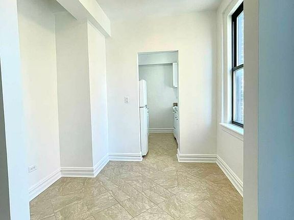 2nd image of 736 W End Ave APT 15D