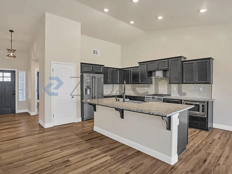 433 S Crescent Ln — Photo 9