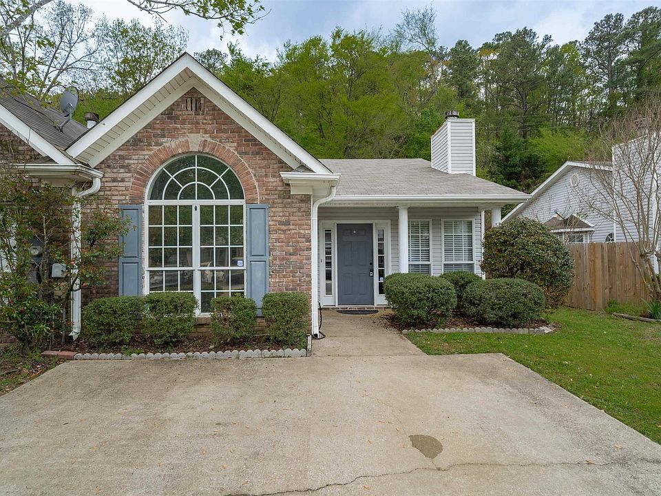 1st image of 114 Hidden Creek Cir