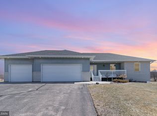 26717 Rabbit Trl, Zimmerman, MN 55398