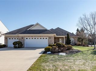 9315 Victoria Ln, North Ridgeville, OH 44039