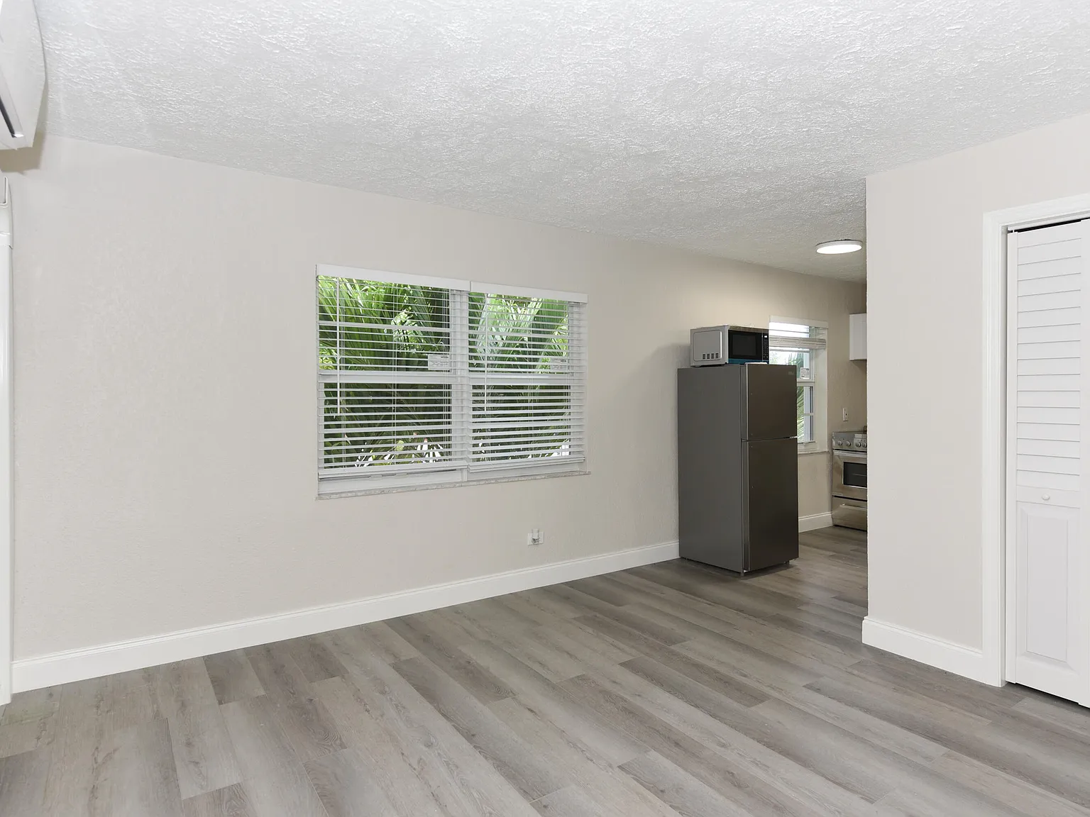 Studio, 1.0 bath, 300 sqft, $1,775 — Photo 1
