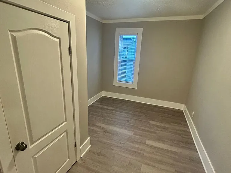 1126 Jennette Avenue NW — Photo 8