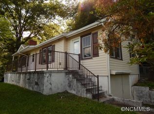 15 Carillon Ct, Waynesville, NC 28786