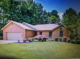 6870 Lakeside Ln, Evansville, IN 47712