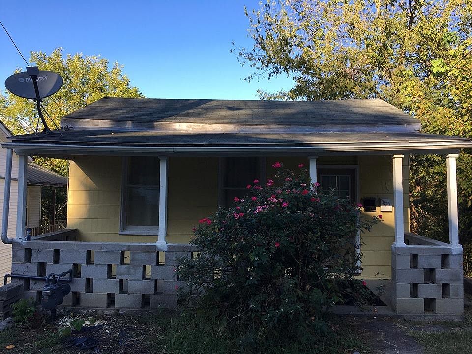 1st image of 339 E 4th St