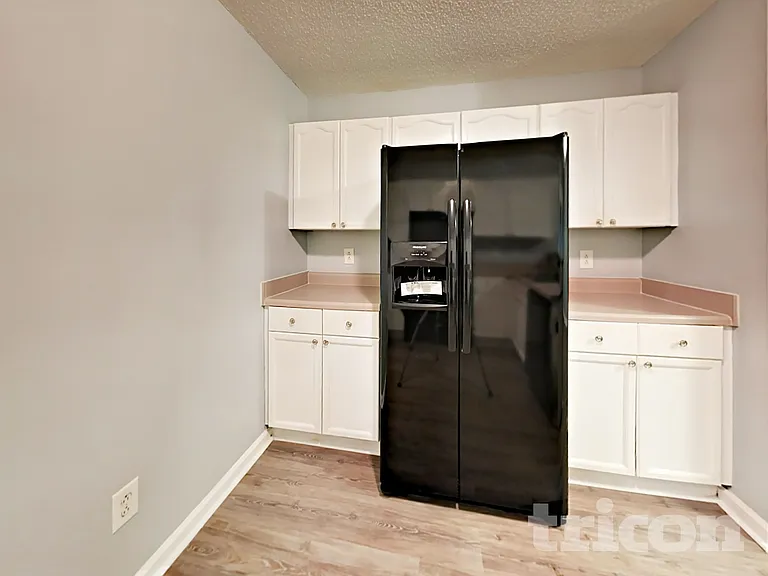 3722 Hunters Run Ln — Photo 7