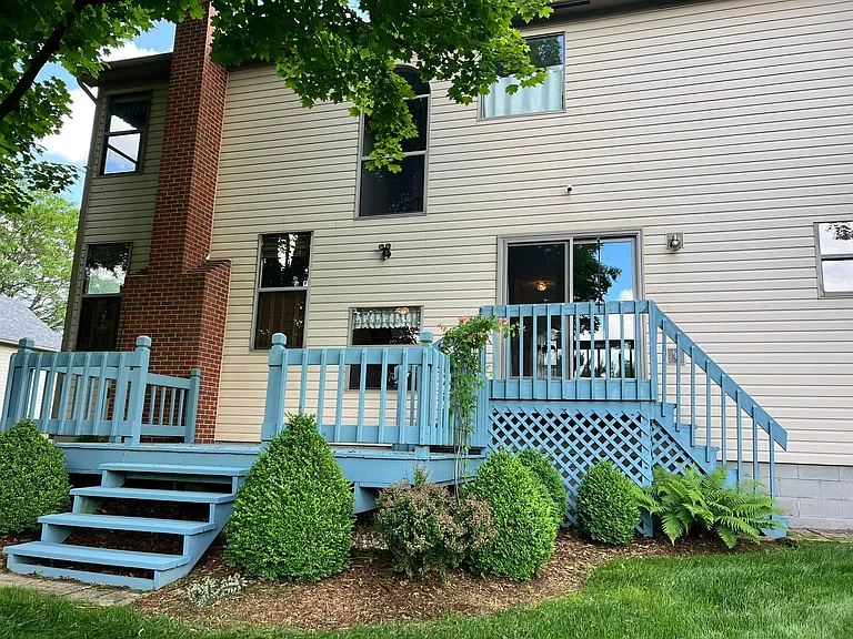 758 N Starr Dr — Photo 42