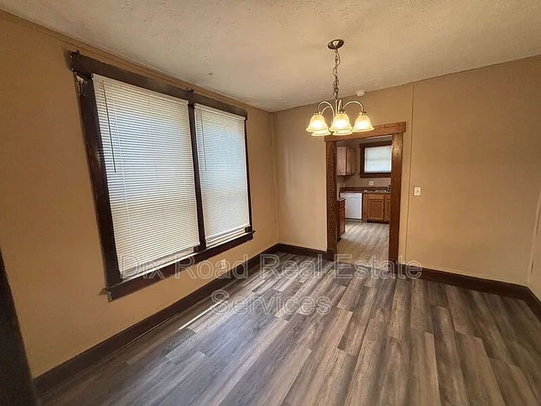 711 Cleveland Ave — Photo 5