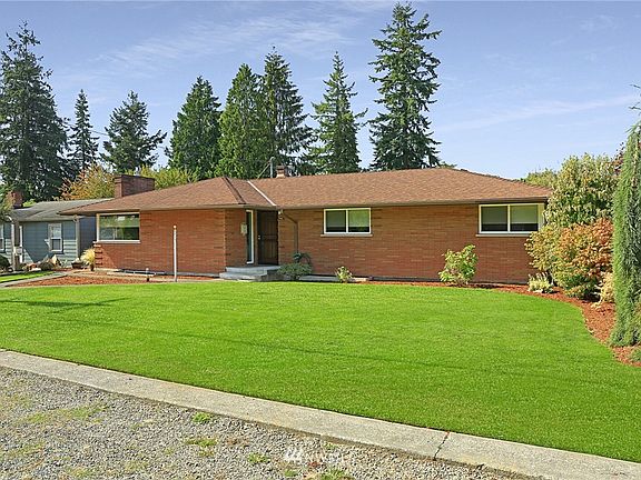 3rd image of 4612 College Avenue