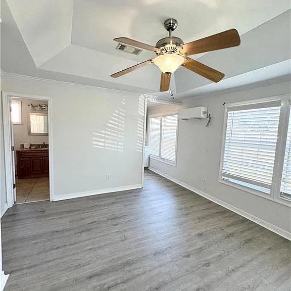 5718 Vermillion Blvd #B — Photo 3
