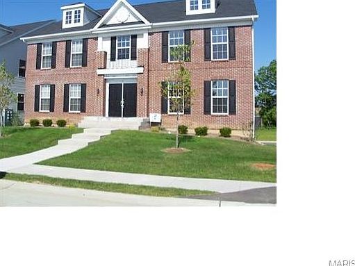 Building 2 of beautiful Georgetown Park by Arbor Homes