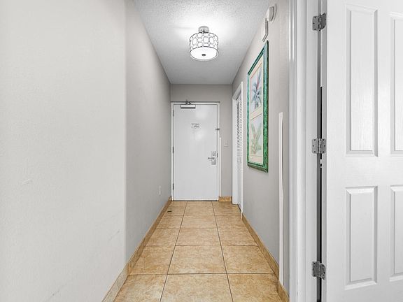 5th image of 5200 N Ocean Blvd. #1231