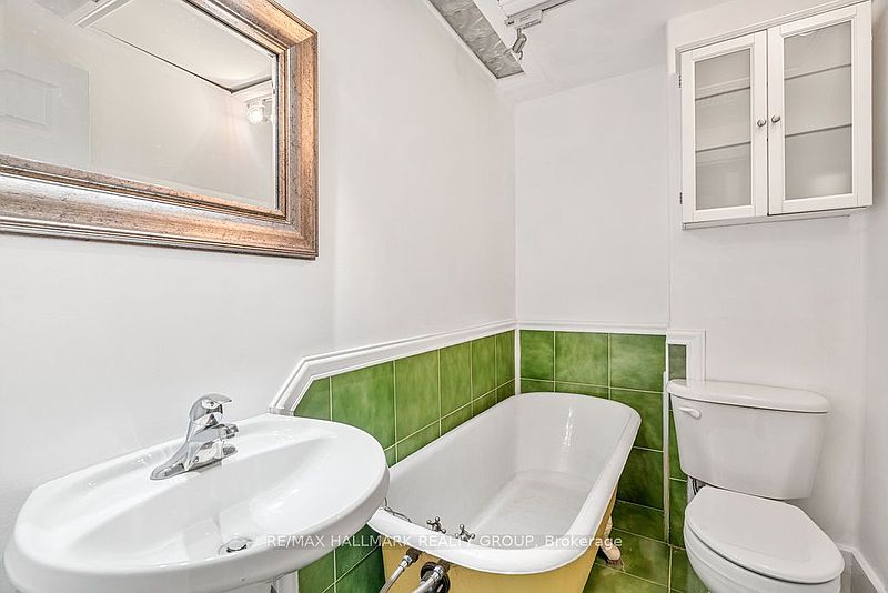 Ottawa House for rent - 3 Bedrooms — photo 9