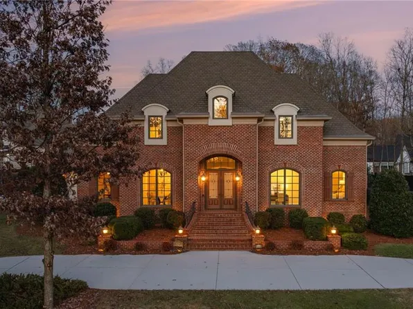 429 Wesley Park Dr, Kernersville, NC 27284