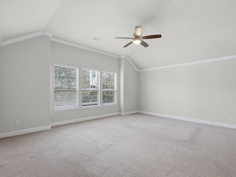 6011 Truro St #B — Photo 16
