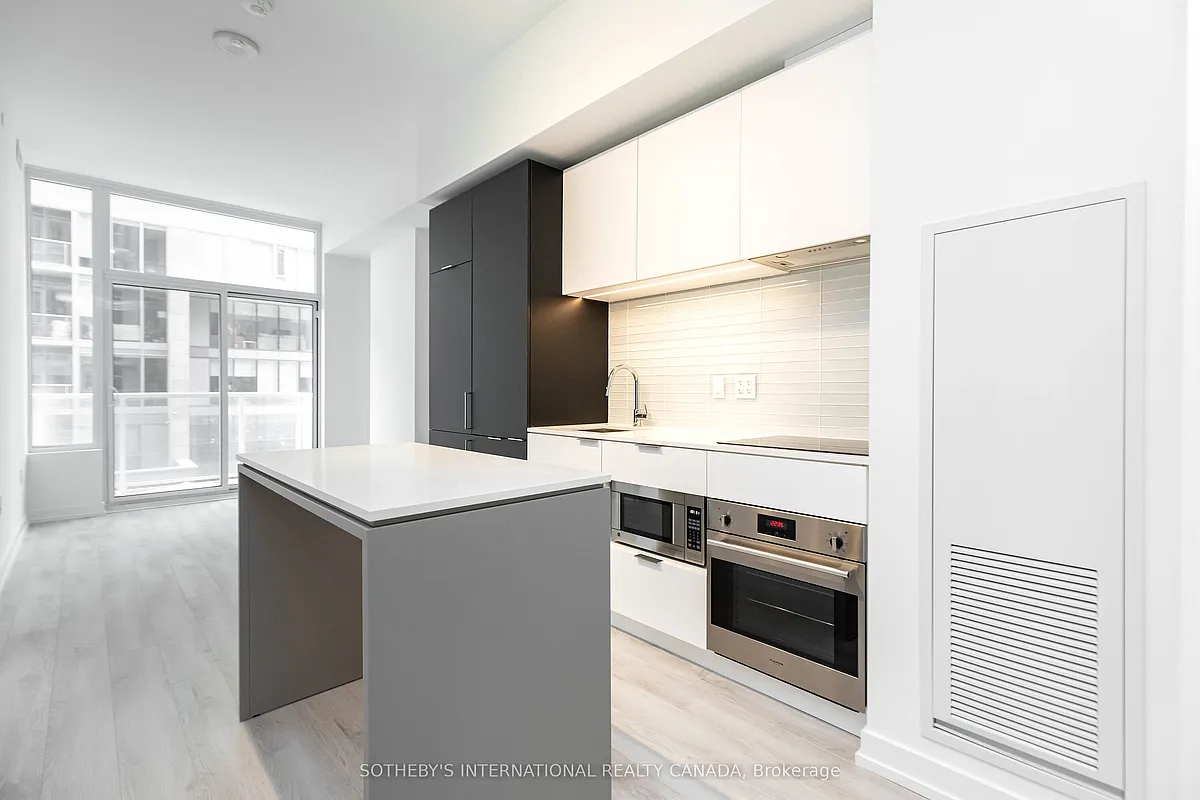 Building Photo - 33 Helendale Ave #403