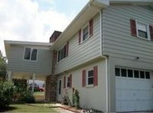 305 Greenfield Pl, Bristol, TN 37620