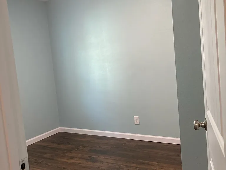 832 Hubert Dr — Photo 12