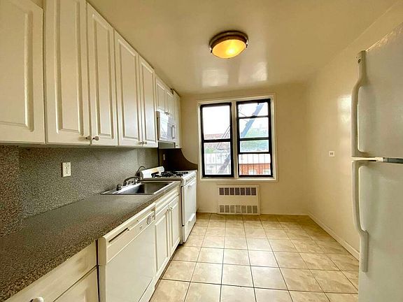 3rd image of 8635 21st Ave #4K