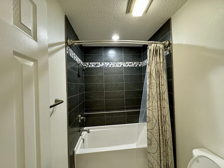 310 Paoli Trce — Photo 12