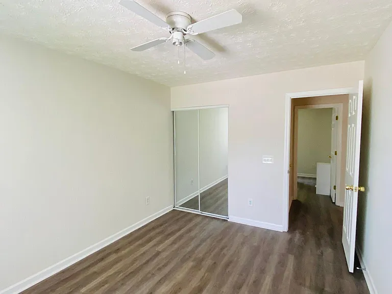 5525 Mountain Top Pl — Photo 15