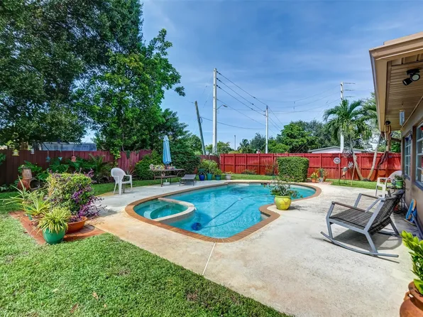 1001 SW 22nd Terrace, Fort Lauderdale, FL 33312