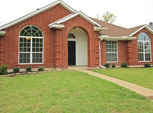 707 Flagstone Way, Wylie, TX 75098