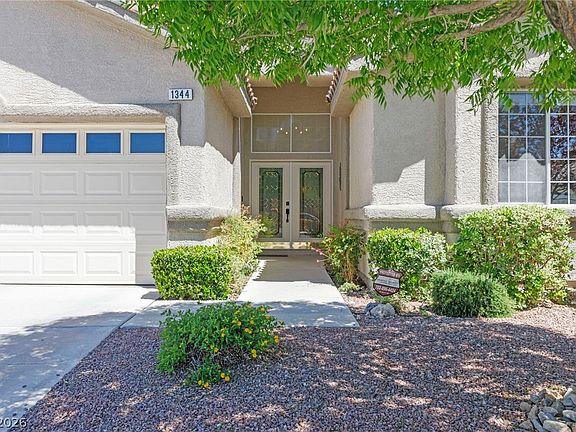 3rd image of 1344 Meandering Hills Dr