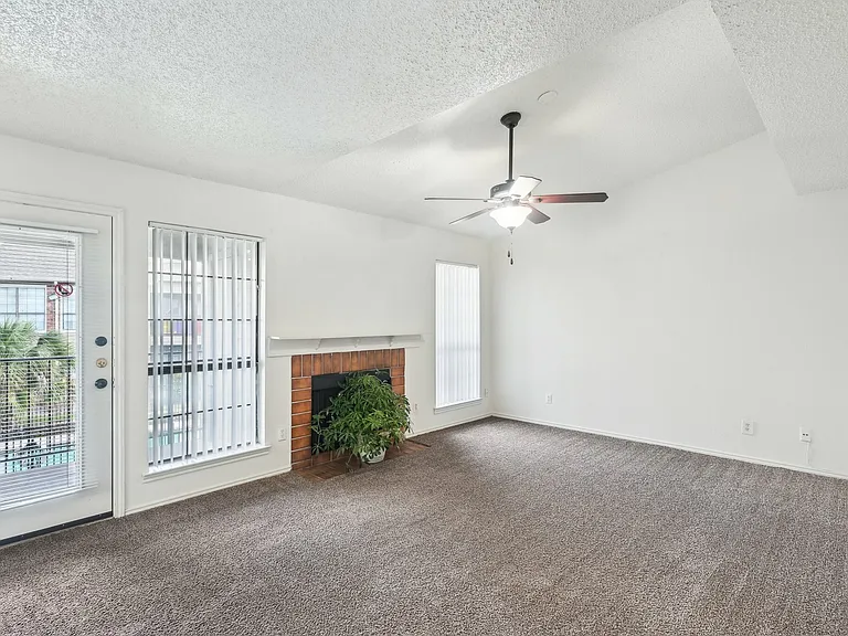 57-web-or-mls-4047 Childress Ave 4043201 Mesquite-1804-008