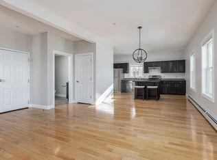 2 State St APT 1, Gorham, ME 04038