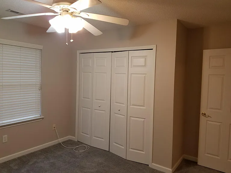 115 Creeks End Cir — Photo 16